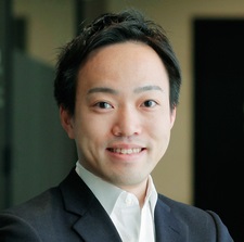 今西 良光氏