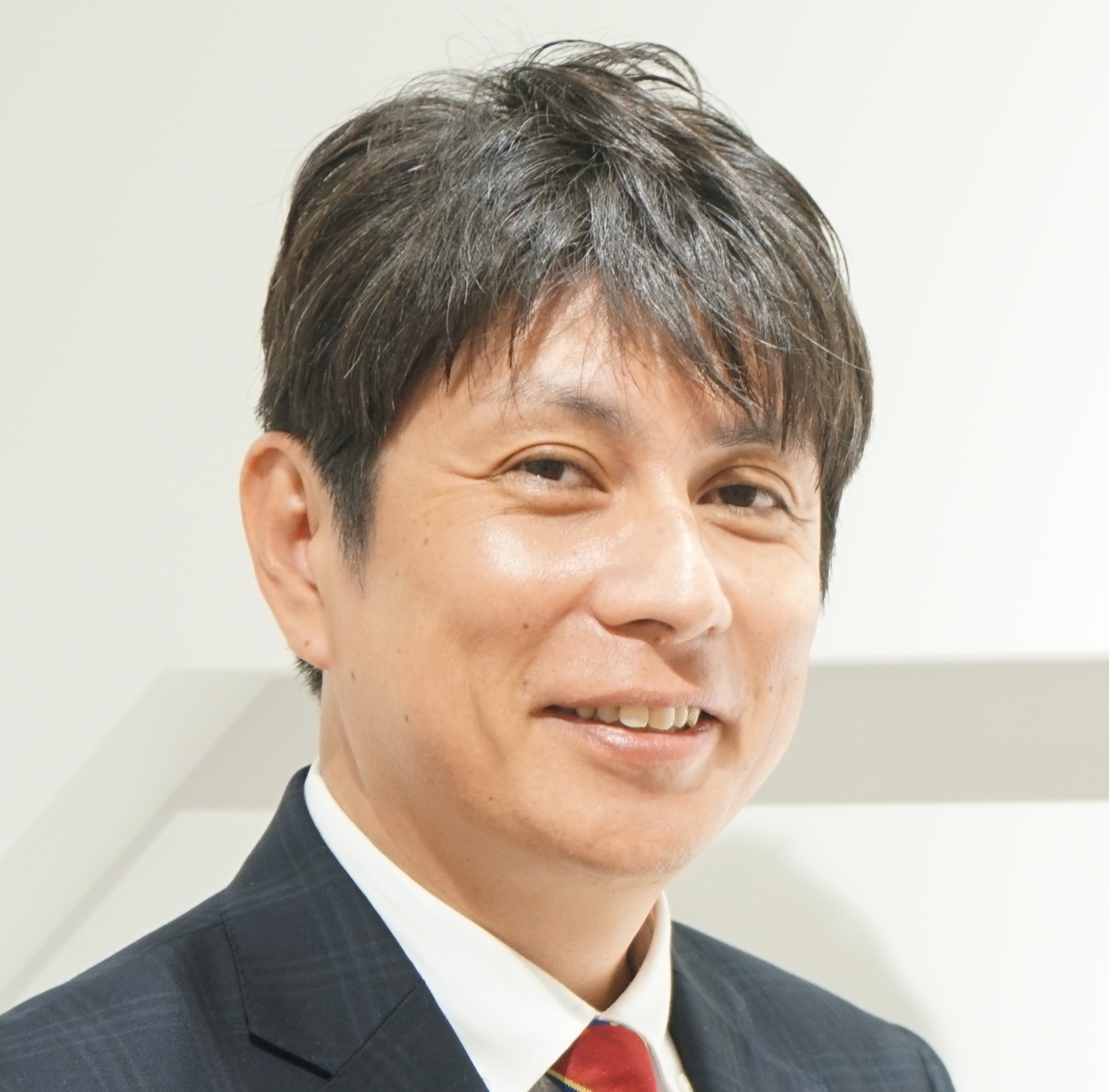 及川 智正氏