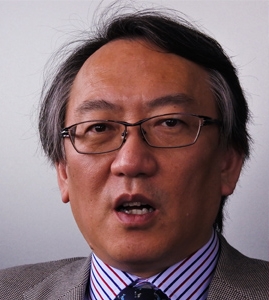 柯 隆氏