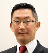 中井 貫二氏