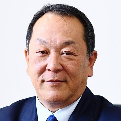 青山 恭明氏