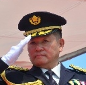 岩村 公史氏